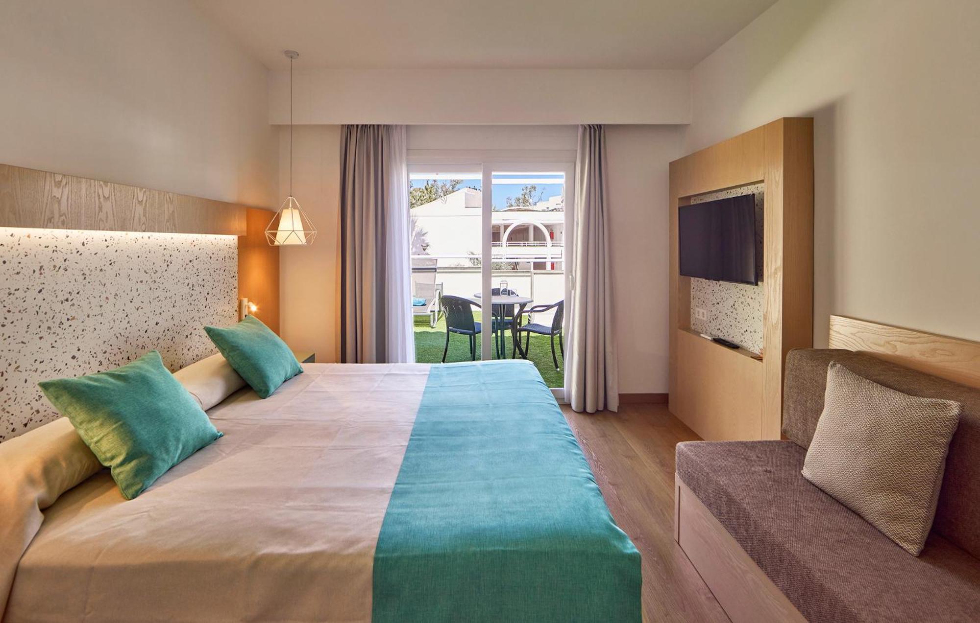 Aparthotel Universal Elisa Playa de Muro (Mallorca)