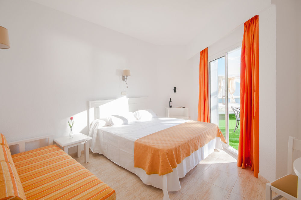 Universal Elisa Hotel apartamentowy Playa de Muro (Mallorca)